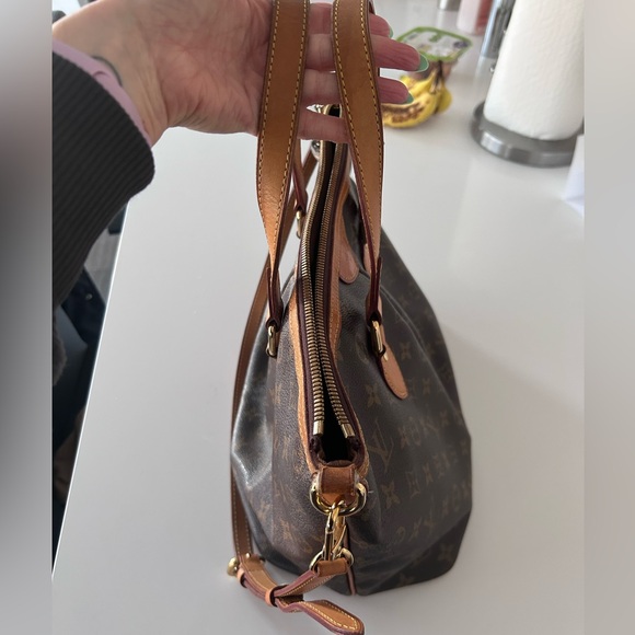 Louis Vuitton Palermo - Picture 2 of 16